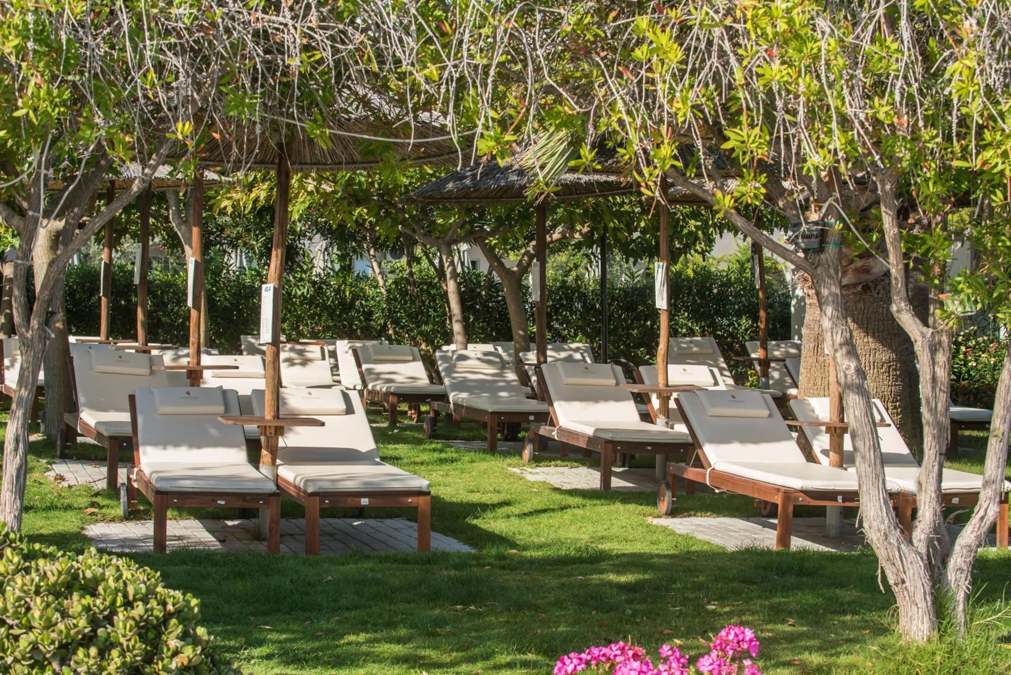גאורגיופוליס Corissia Beach Hotel מראה חיצוני תמונה